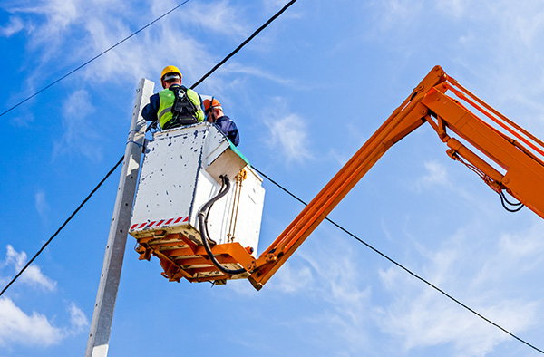 monteur poste haut small